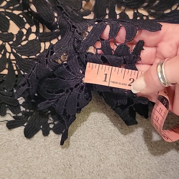 ASTR the label black lace shorts romper - Picture 9 of 13